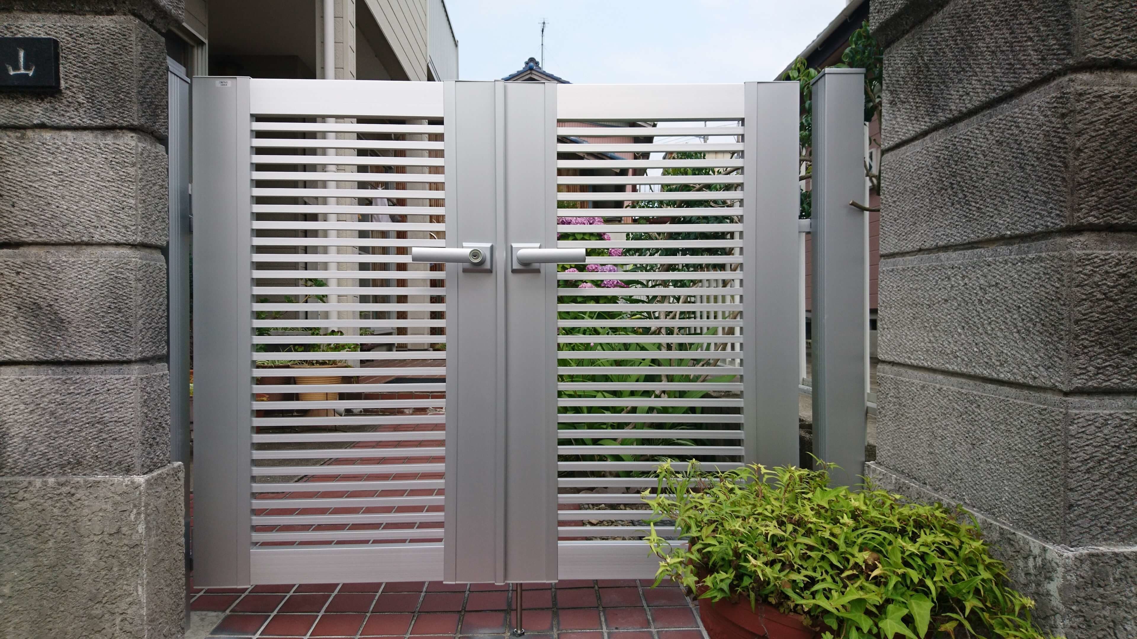 両開き門扉の取替え 名古屋市港区 | 門扉の取替えならエクステリアの窓口名古屋市港区